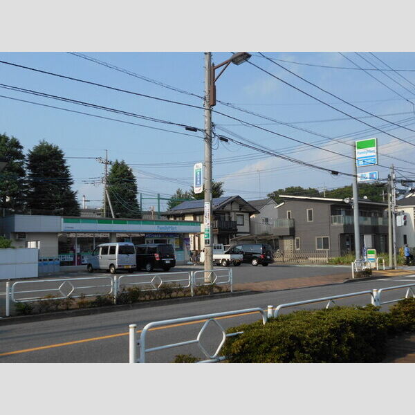 リクライン103号室 ファミリーマート