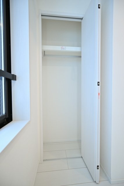 Ｔｈｅ　Ｒｅｓｉｄｅｎｃｅ　Ｎｉｈｏｎｂａｓｈｉ2階 クローゼット