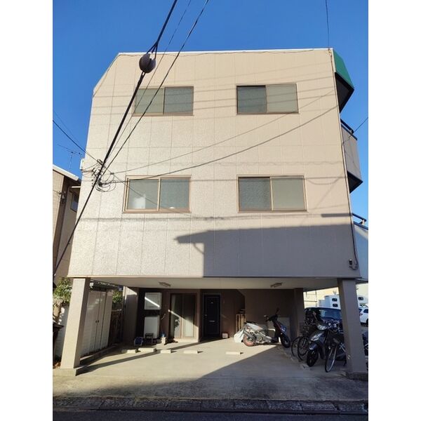 メゾン赤坂 外観