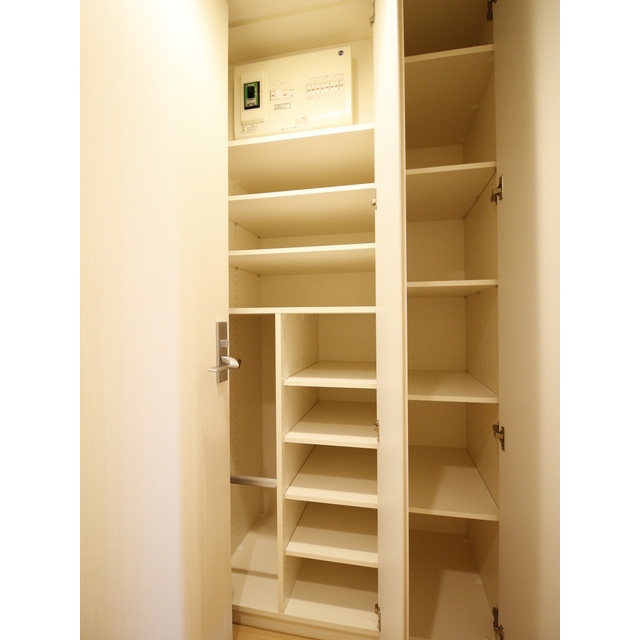 プレール・ドゥーク板橋本町201号室 同建物別部屋の参考画像