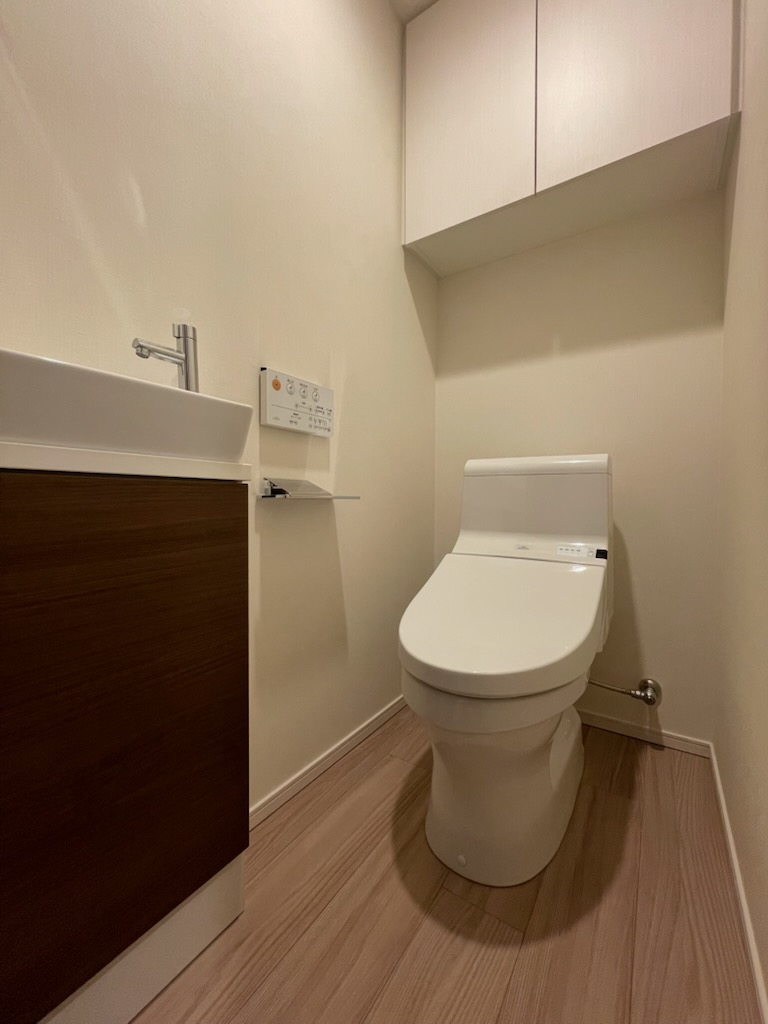 ガーラ・レジデンス平井7階 トイレ