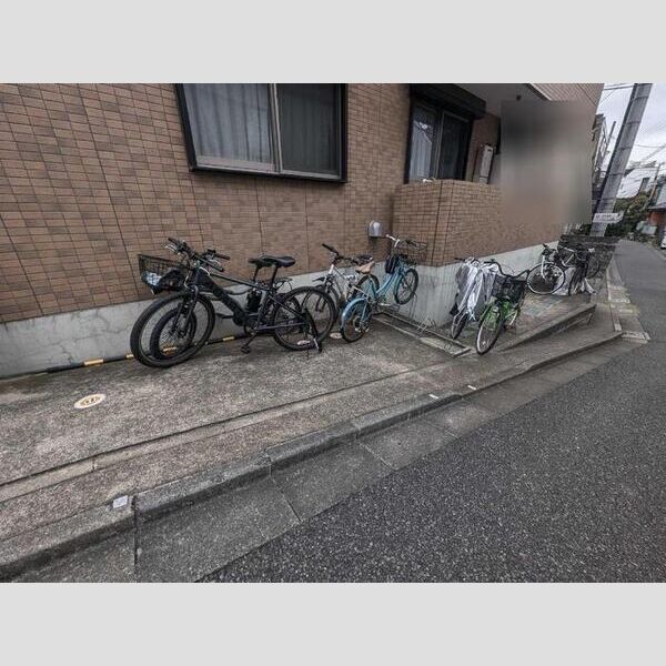 カサ モラーダ 駐輪場