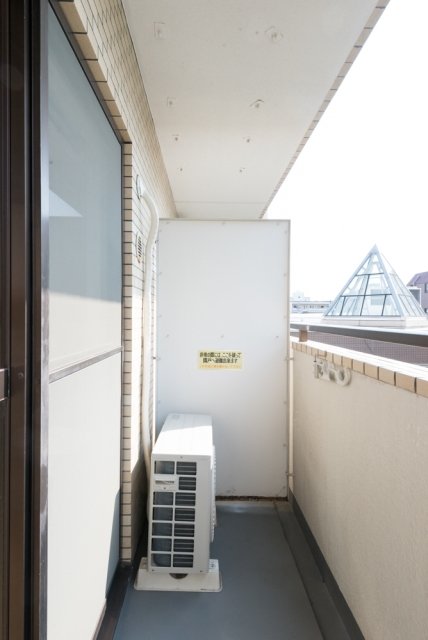 ロイヤルレゾン3階 バルコニー