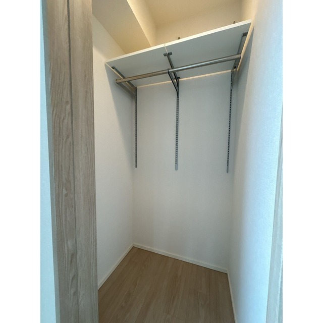 ザ・ケンジントン・レジデンス横濱片倉 ウォークインクローゼット（寝室①）