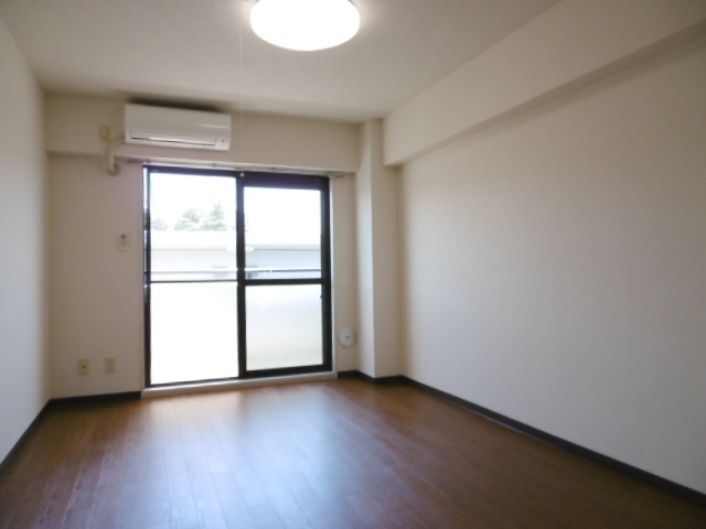 第２今泉ビル0306号室 リビング