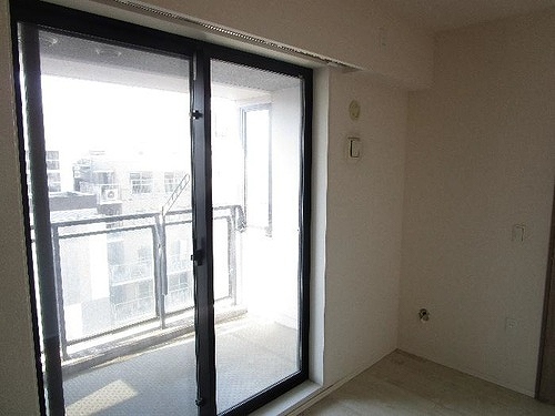 グレーシア調布7階 洋室からバルコニー