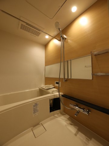 フェリシア行徳1204号室 お風呂