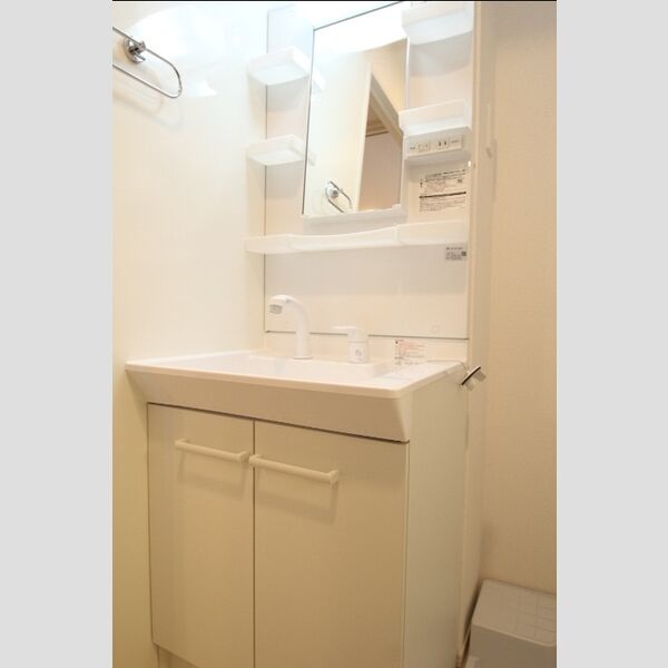 アナシエ西伊興101号室 洗髪洗面化粧台