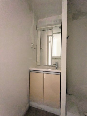 エルファーロ中野富士見町0205号室 洗面