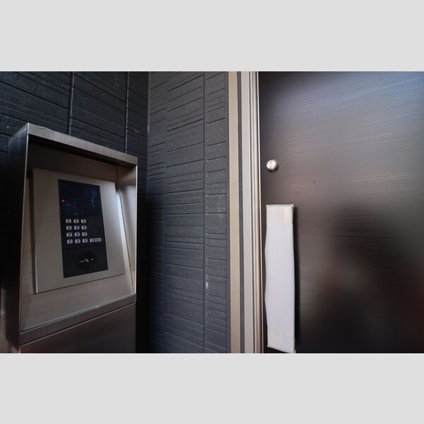 アヴァンス西亀有101号室 エントランス