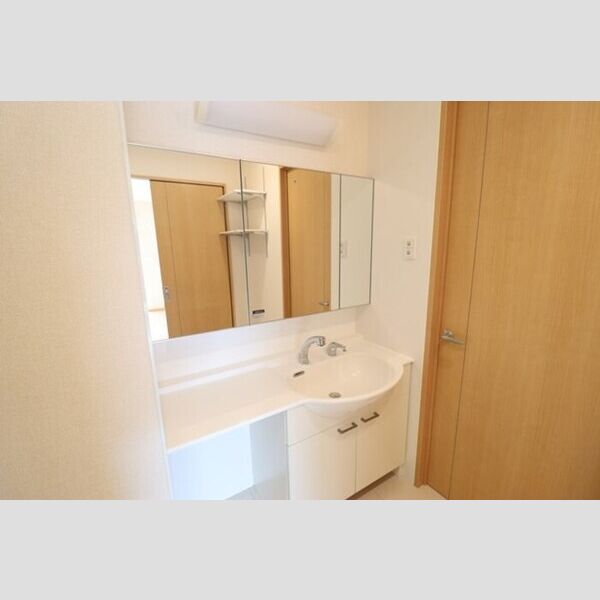 ウィステリア 洗髪洗面化粧台