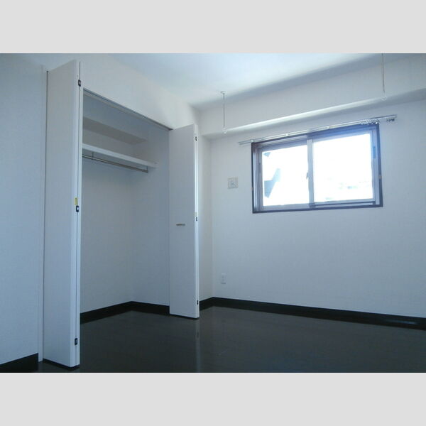 グレイスコート701号室 洋室