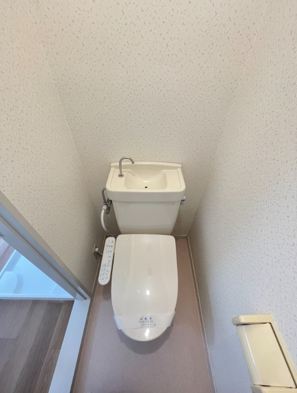 ハイツ中里 102号室の写真です