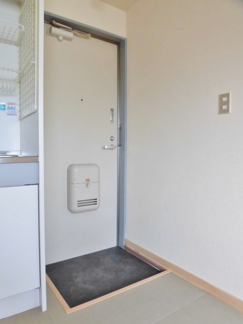 アートフル一ツ橋 玄関