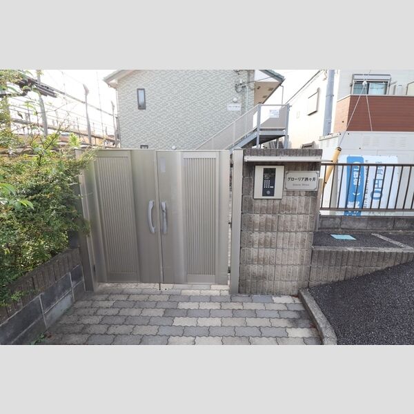 グローリア酒々井 エントランス