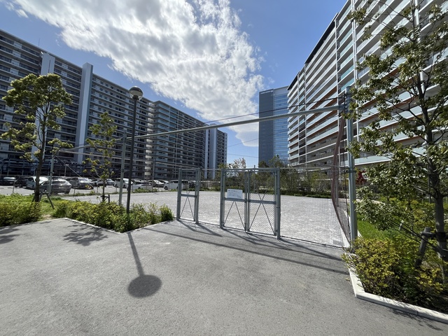 セントガーデン海老名Ⅱ街区1309号室 敷地内遊び場です！