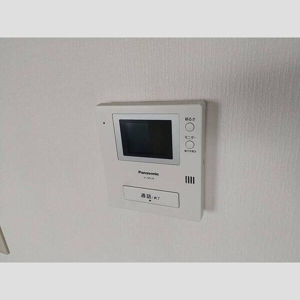 トリヴァンベール蓮根101号室 TVモニターフォン