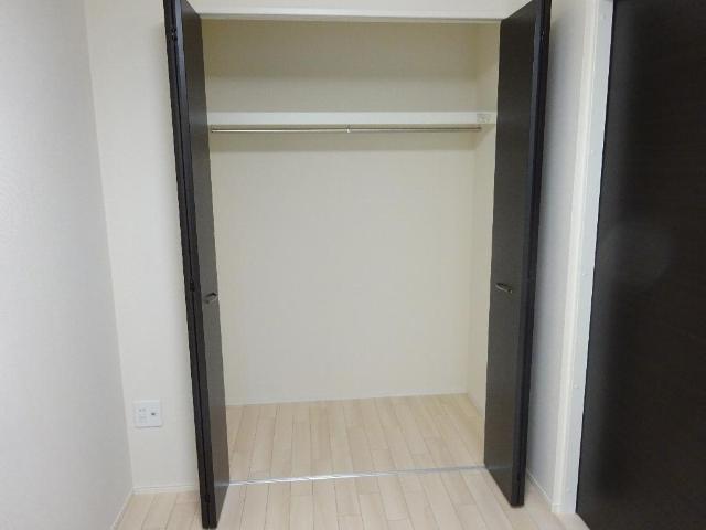 エルフェイム クローゼット