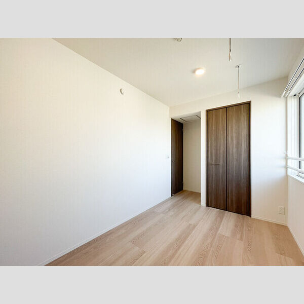 セレスティア柴又Ⅳ 洋室約5.6帖