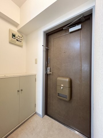 ハナブサマンション307号室 玄関