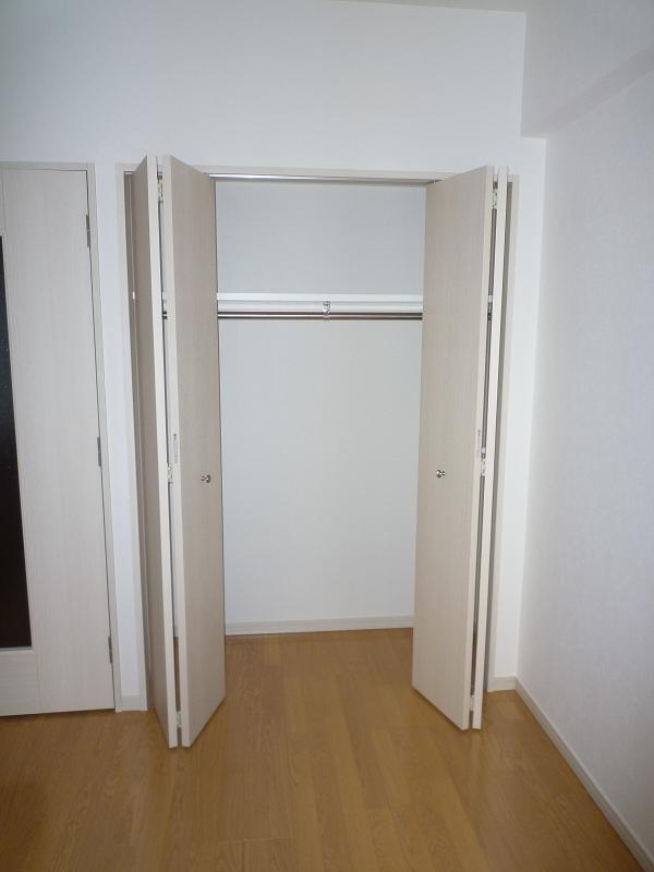 クレイシア世田谷赤堤1階 収納