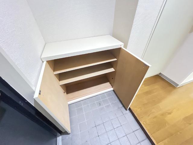 サンセヴィラージュ 下駄箱