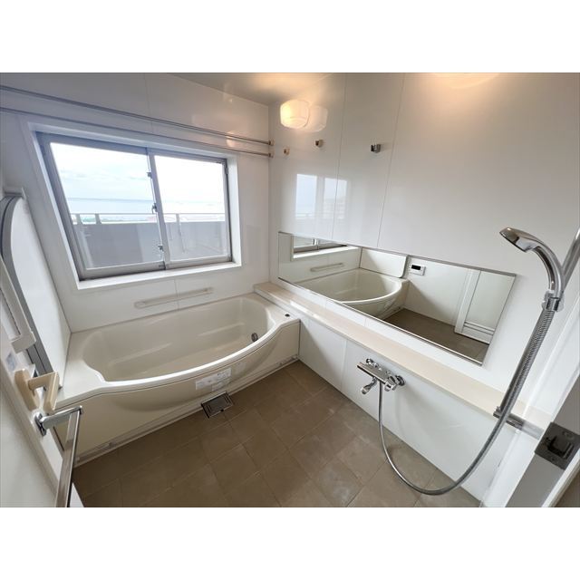 プラウド新浦安 追焚・浴室換気乾燥機付