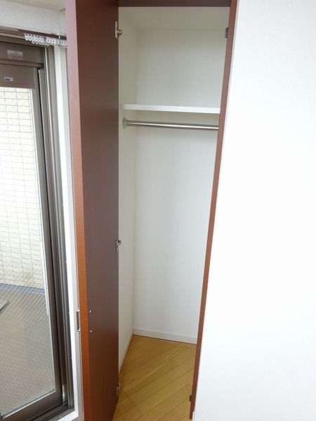 ミリオンステーションプラザ鶴見市場606号室 収納