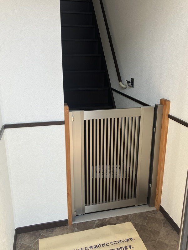 コンフォートフィオーレ 玄関