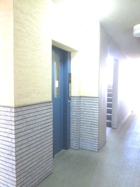 エスペランサ柿生3階 エレベーター