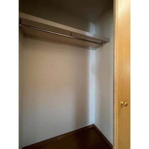 ヴィラ・アムール 収納