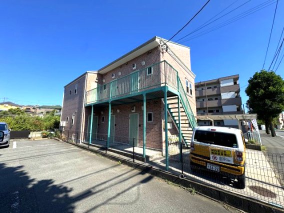 カーサリーラ201号室 外観