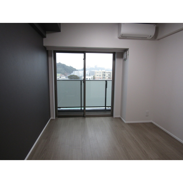 ロアール横浜南伍番館7階 リビング