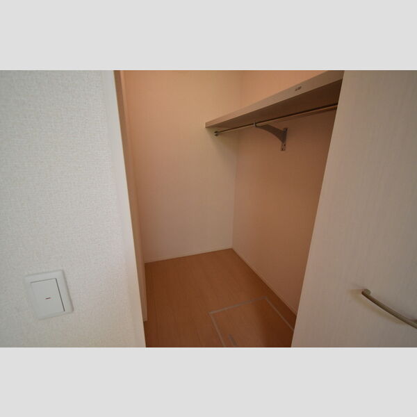 ラ・テール　ドゥ ウォークインクロゼット