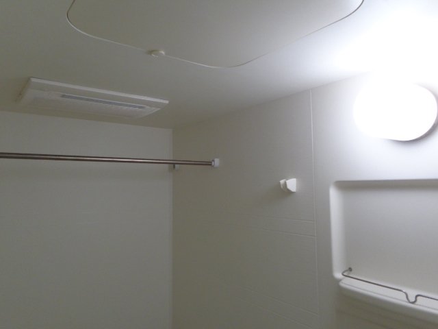 ベルローズ00102号室 浴室乾燥機