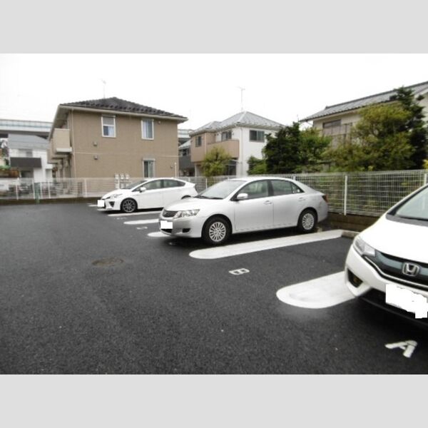 Amapola(アマポーラ) 敷地内駐車場(空きは要確認)