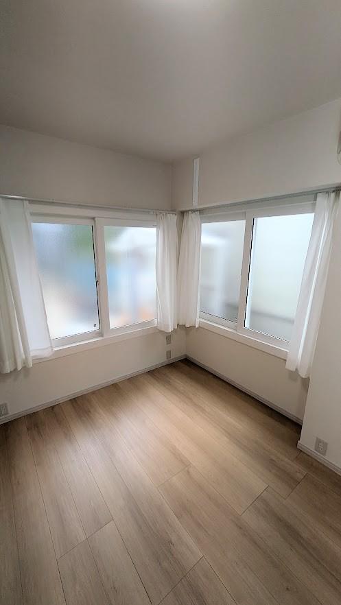 鷺宮テラス 断熱窓です