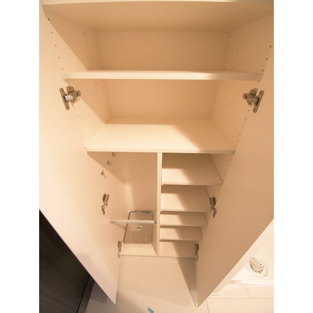 ラクレイス横濱関内0511号室 内観