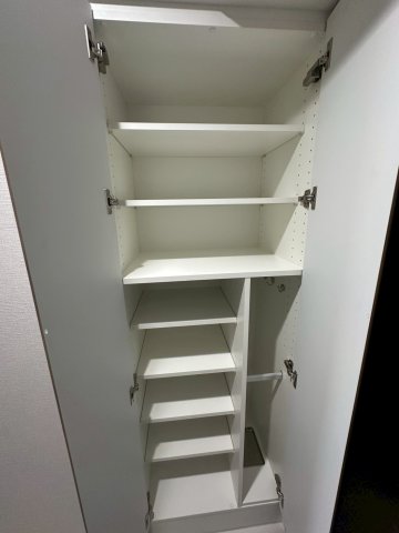 GENOVIA西横浜 収納