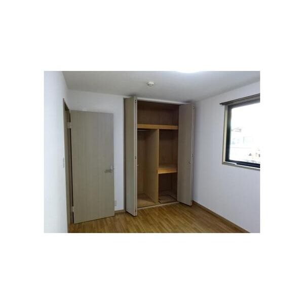 シャンテ鵜の木101号室 リビング