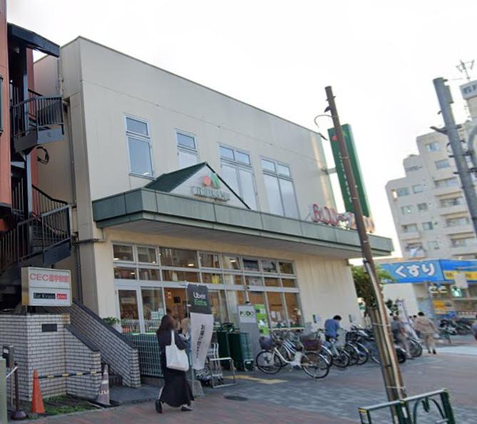 テラス新江古田 【スーパー】マルエツ 新江古田駅前店まで129ｍ