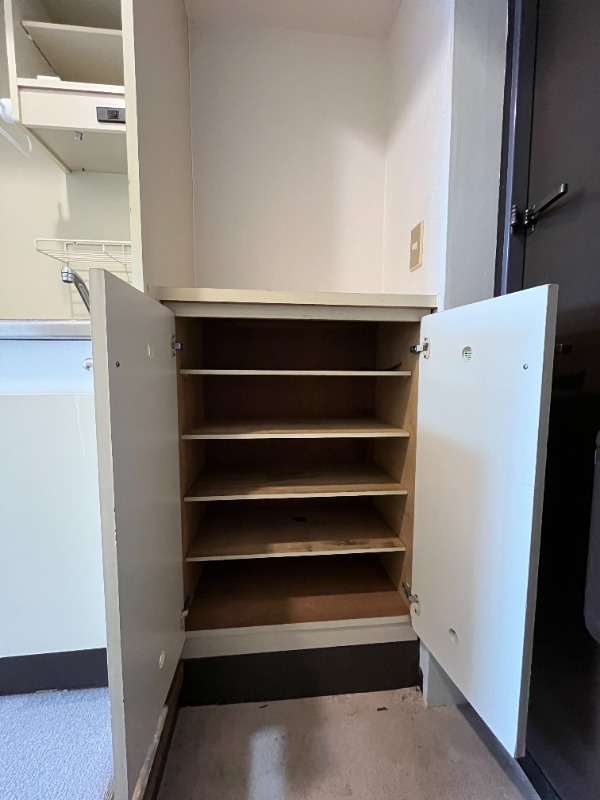 ライオンズマンション関内第３8階 玄関