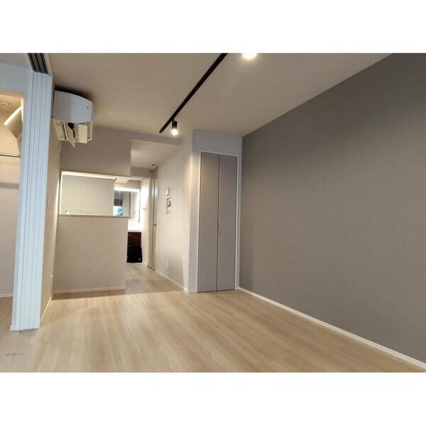 ヒンメルブラウ　野方305号室 リビング