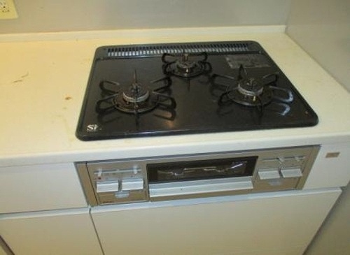 ライオンズ鶯谷マークスフォート 3口ガスコンロ　キッチン　※2025年12月撮影の写真