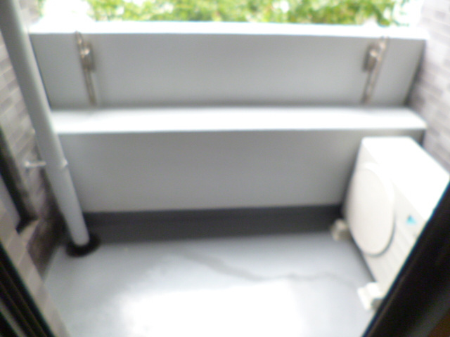 スカイコート新宿新都心704号室 バルコニー