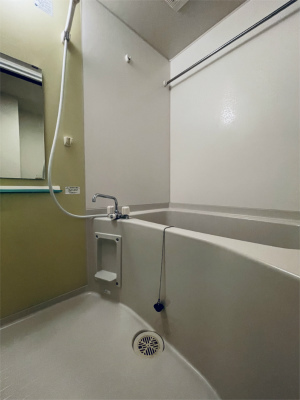 リブリ・エムール1階 お風呂