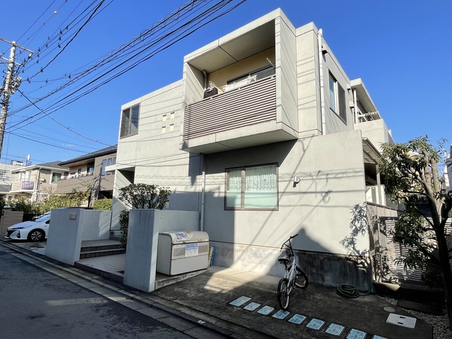 レン・ボヌール碑文谷 外観