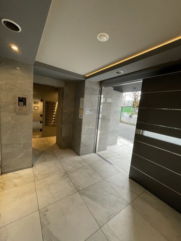 SYNEX HIGASHI-KANAGAWA5階 ロビー