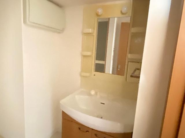 コンテント 洗髪洗面化粧台