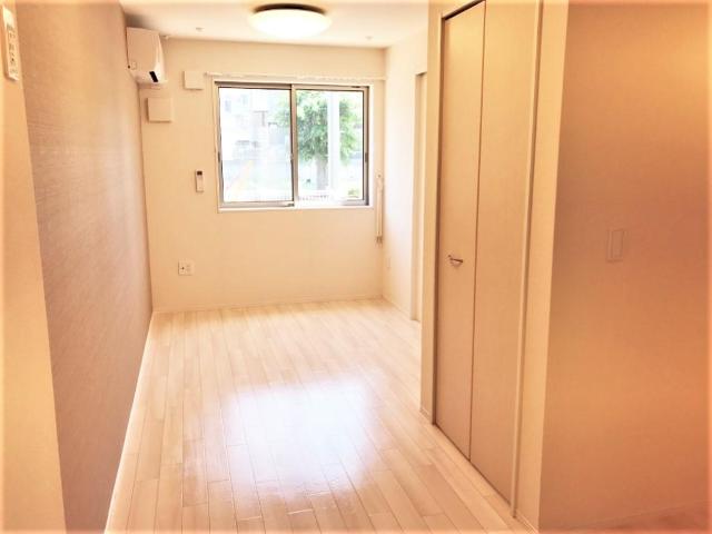 コンフォールK102号室 洋室